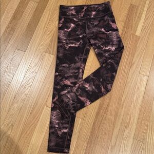 Athleta Burgunsy and Black Moody Printed Leggings